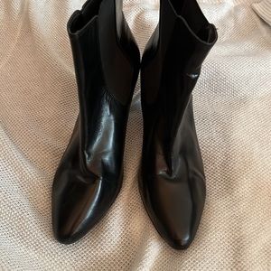Ralph Lauren Ankle Booties. NWOT
